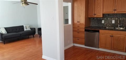 1025 E Silva St, Long Beach, CA 90807 photo 2