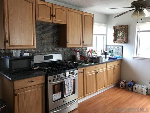 1025 E Silva St, Long Beach, CA 90807 photo 3