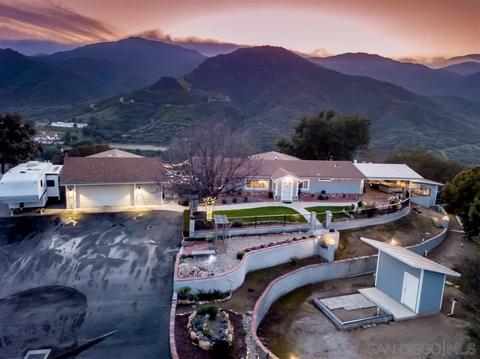 39325 De Luz Rd, Fallbrook, CA 92028 photo 1