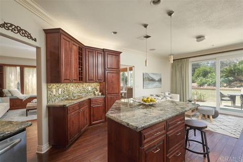 465 Villa Blanca Ct, Encinitas, CA 92024 photo 3