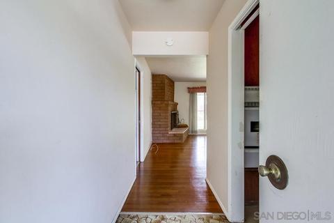 885 Beech Ave, Chula Vista, CA 91911 photo 2