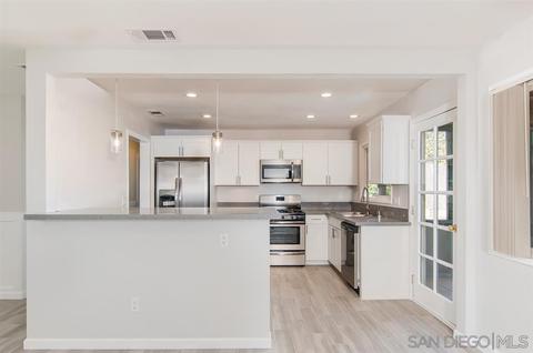 9405 Carlton Hills Blvd, Santee, CA 92071 photo 8