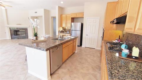 654 Braemar Ter, Fallbrook, CA 92028 photo 4