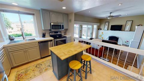 10926 Hillcreek Rd, Santee, CA 92071 photo 4
