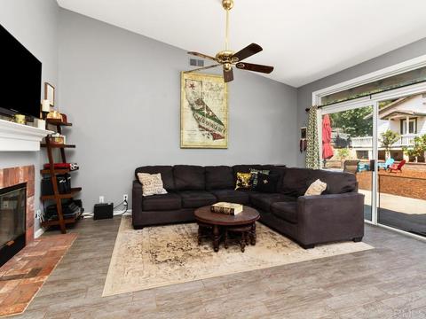 279 Rhesa Ln, Fallbrook, CA 92028 photo 6
