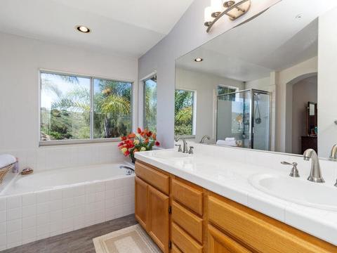 2236 Rock View Gln, Escondido, CA 92026 photo 11
