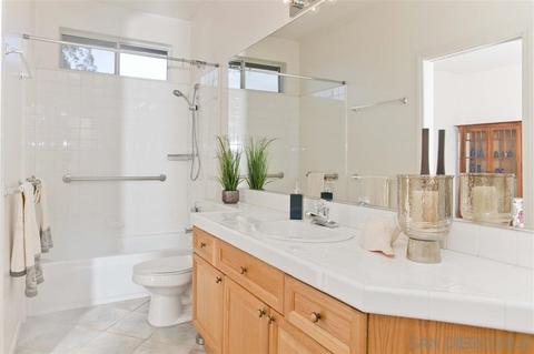 3278 Via Ribera, Escondido, CA 92029 photo 17