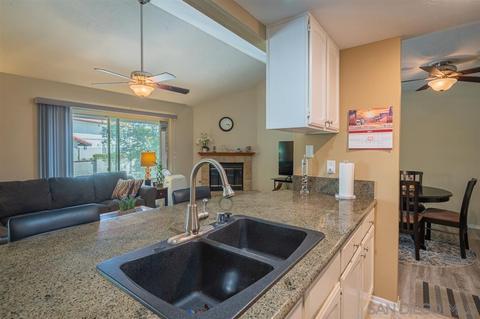 355 Windy Ln, Vista, CA 92083 photo 11