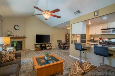 355 Windy Ln, Vista, CA 92083 photo 5