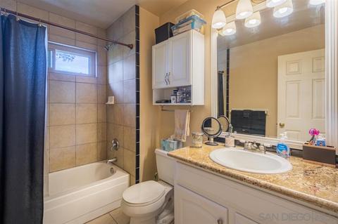 355 Windy Ln, Vista, CA 92083 photo 20