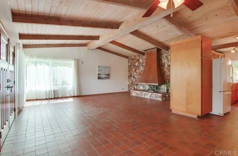 8128 Amelia Dr, El Cajon, CA 92021 photo 6