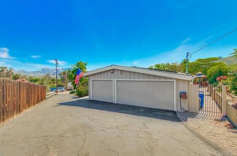 8128 Amelia Dr, El Cajon, CA 92021 photo 24