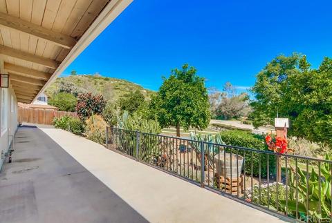 8128 Amelia Dr, El Cajon, CA 92021 photo 22