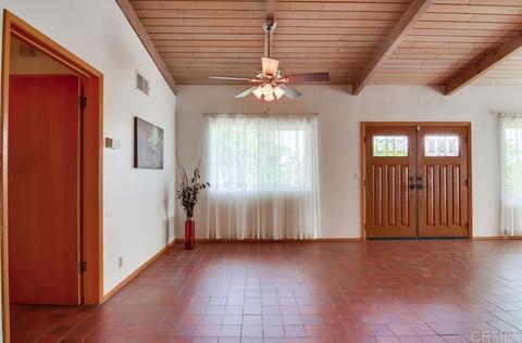 8128 Amelia Dr, El Cajon, CA 92021 photo 4