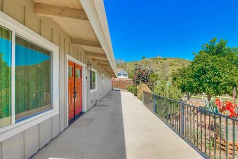 8128 Amelia Dr, El Cajon, CA 92021 photo 3