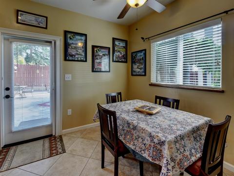 759 N Stage Coach Ln, Fallbrook, CA 92028 photo 5