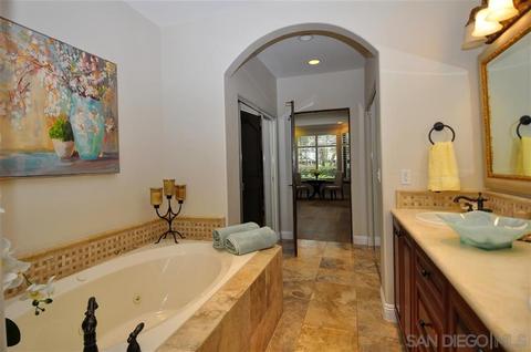 7555 Eads Ave #8, La Jolla, CA 92037 photo 22