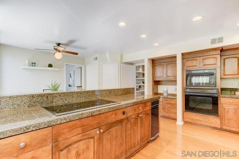 8276 Caminito Maritimo, La Jolla, CA 92037 photo 16