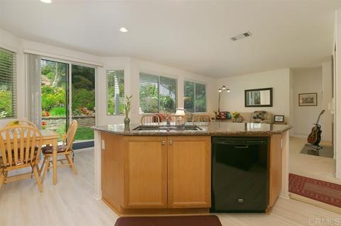 1000 Glendora Dr, Oceanside, CA 92057 photo 9