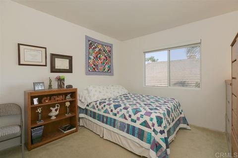 1000 Glendora Dr, Oceanside, CA 92057 photo 20
