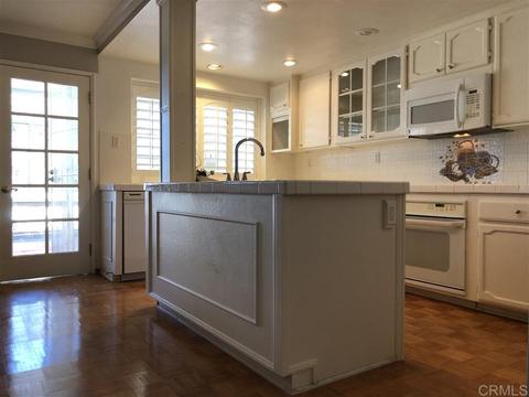 2756 Olympia Dr, Carlsbad, CA 92010 photo 2