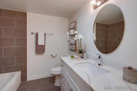 8268 Gilman Dr #11, La Jolla, CA 92037 photo 14