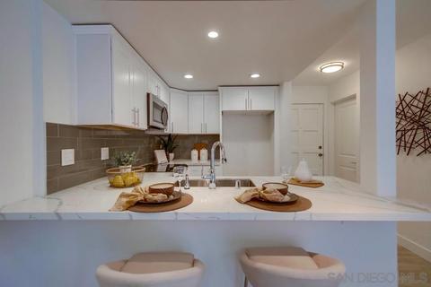 8268 Gilman Dr #11, La Jolla, CA 92037 photo 4