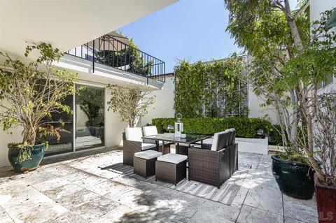 1855 Spindrift Dr, La Jolla, CA 92037 photo 4