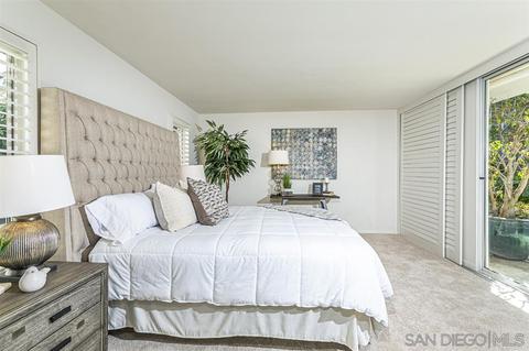 1855 Spindrift Dr, La Jolla, CA 92037 photo 17