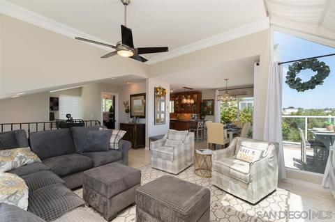 323 Shoemaker Ln, Solana Beach, CA 92075 photo 3