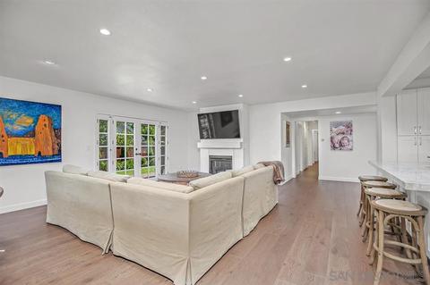 2691 Palomino Cir, La Jolla, CA 92037 photo 12