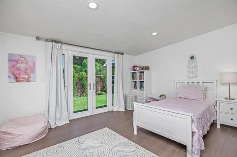 2691 Palomino Cir, La Jolla, CA 92037 photo 17