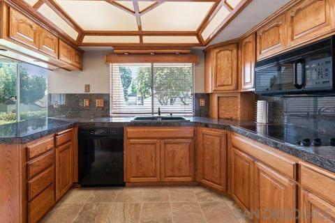 1475 Falcon Ln, El Cajon, CA 92020 photo 6