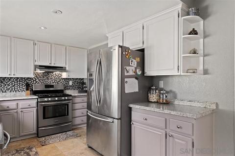 851 Oleander Pl, Escondido, CA 92027 photo 8