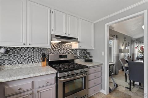 851 Oleander Pl, Escondido, CA 92027 photo 9
