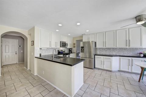 1346 Via Isidro, Oceanside, CA 92056 photo 8