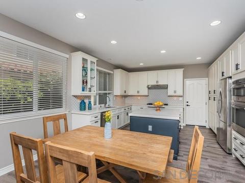 8009 Paseo Arrayan, Carlsbad, CA 92009 photo 9