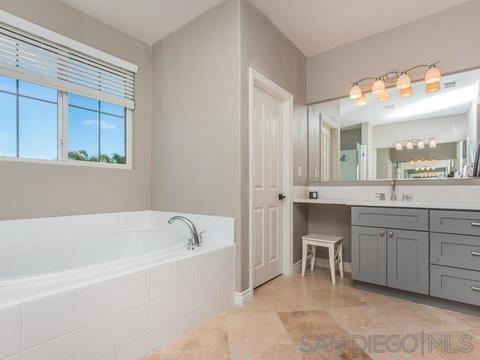 8009 Paseo Arrayan, Carlsbad, CA 92009 photo 14