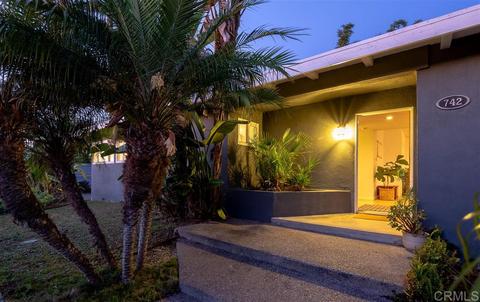 742 Munevar Rd, Cardiff, CA 92007 photo 3