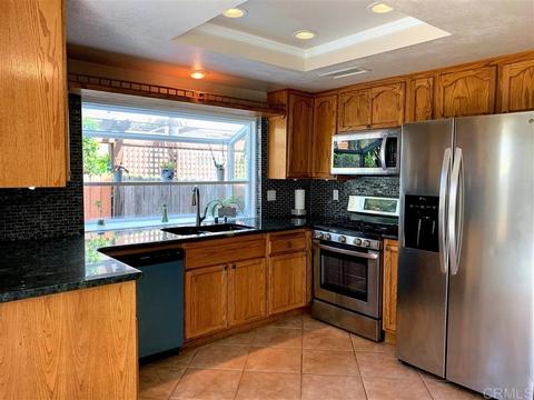 5140 Maplewood Cir, Oceanside, CA 92056 photo 1