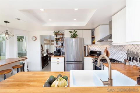 2112 Ramada Dr, Oceanside, CA 92056 photo 7