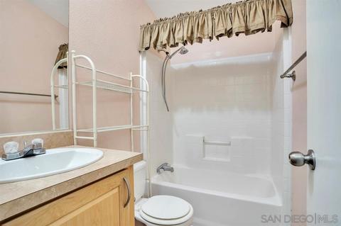 450 E Bradley Ave #51, El Cajon, CA 92021 photo 6