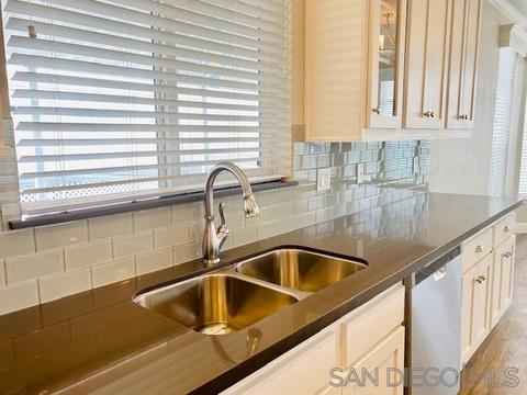 7006 San Bartolo, Carlsbad, CA 92011 photo 5