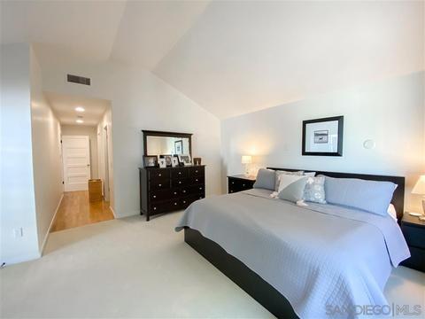 515 Bonair St, La Jolla, CA 92037 photo 8