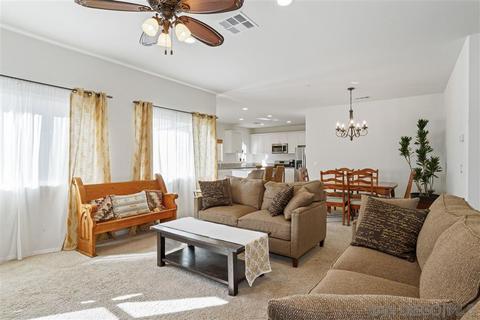 270 Oberlander Way, Fallbrook, CA 92028 photo 5