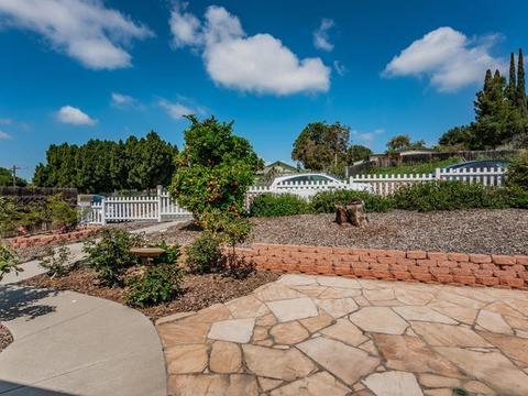 145 W 9th Ave, Escondido, CA 92025 photo 3