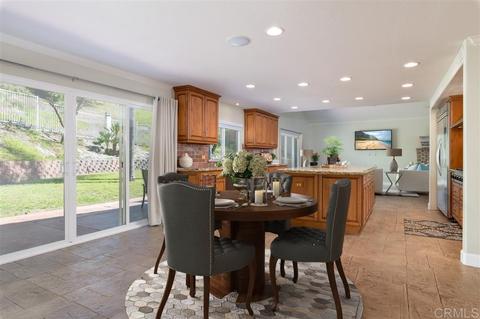 732 Palette Ct, Oceanside, CA 92057 photo 4