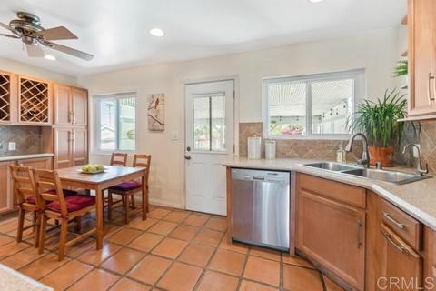 614 Monterey Dr, Oceanside, CA 92058 photo 13