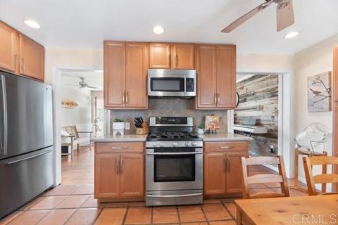614 Monterey Dr, Oceanside, CA 92058 photo 15
