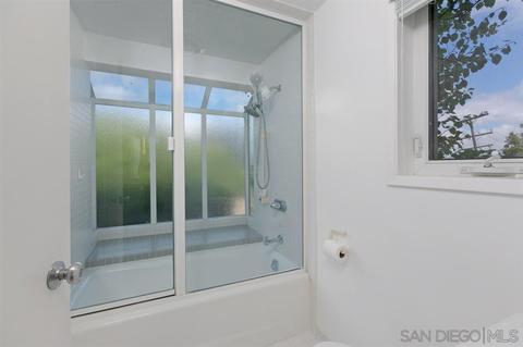 3143 Bremerton Pl, La Jolla, CA 92037 photo 19